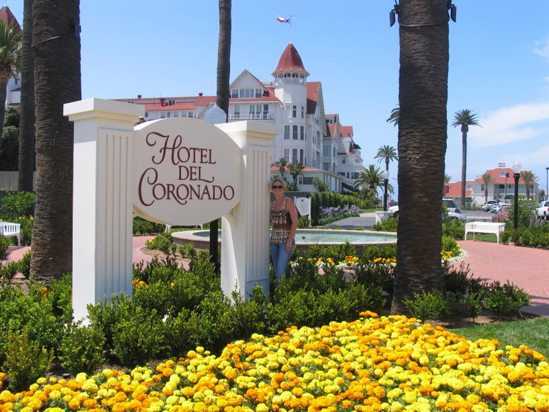 hotel del coronado island. Stalk It: Hotel Del Coronado